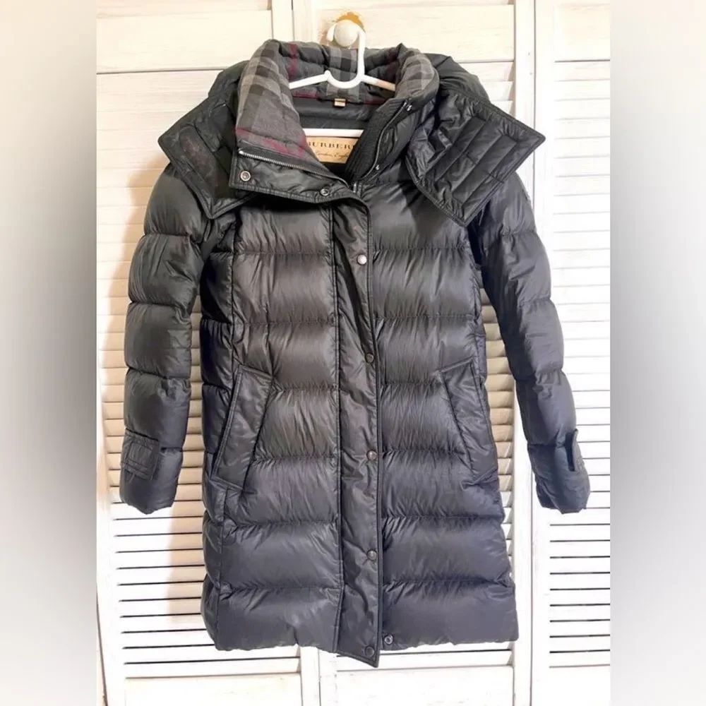 BURBERRY Black Puffer Coat Size XS